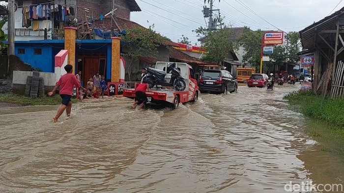 Banjir di Kecamatan Kendal, Kabupaten Kendal, Rabu (3/1/2024) sore.