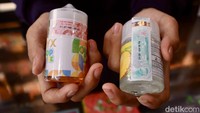 Berdasarkan Peraturan Menteri Keuangan (PMK) No. 143/2023 tentang Perubahan Atas Peraturan Menteri Keuangan Nomor 193/PMK.010/2021 tentang Tarif Cukai Hasil Tembakau Berupa Rokok Elektrik dan Hasil Pengolahan Tembakau lainnya dirilis minimum harga jual eceran rokok elektrik. Namun, harga ini belum termasuk pajak 10%. Rokok elektrik padat: Rp 5.886/gram, elektrik cair sistem terbuka: Rp 1.121/ml dan elektrik cair sistem tertutup: Rp 39.607/cartridge.