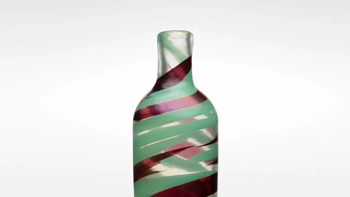 Jessica Vincent and Vase/Via AP