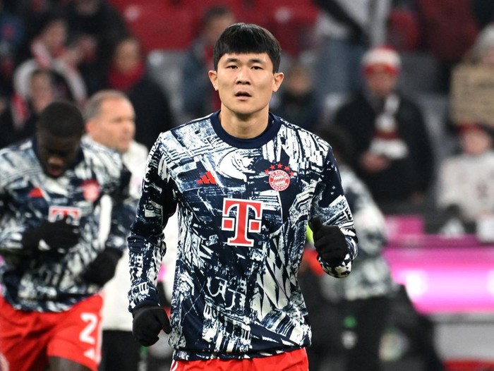 Soccer Football - Bundesliga - Bayern Munich v VfB Stuttgart - Allianz Arena, Munich, Germany - December 17, 2023 Bayern Munich's Kim Min-jae during the warm up before the match REUTERS/Angelika Warmuth DFL REGULATIONS PROHIBIT ANY USE OF PHOTOGRAPHS AS IMAGE SEQUENCES AND/OR QUASI-VIDEO.