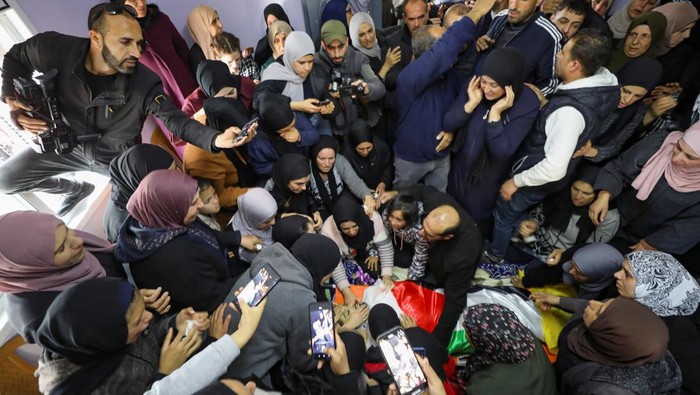 Korban Tewas Perang Hamas-Israel di Gaza Tembus 22.000 Orang Korban Tewas Perang Hamas-Israel di Gaza Tembus 22.000 Orang