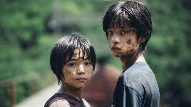 Cuplikan adegan dalam film Monster (2024).