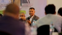 Tak hanya itu, jumlah nasabah selama 2023 berhasil tumbuh Cukup Signifikan. Kanwil VIII Jakarta 1 Pegadaian memiliki 19,7 Juta nasabah aktif, omzet Rp165 triliun, dan laba Rp2,5 triliun dengan rating Pefindo AAA.