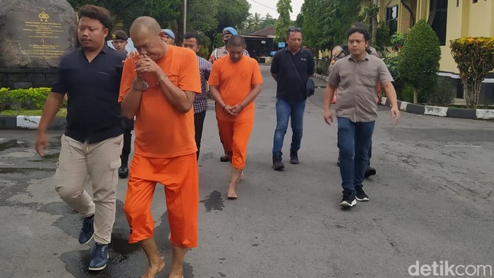 Pelaku penipuan yang diamankan Polresta Magelang dihadirkan dalam konferensi pers, Rabu (3/1/2024).