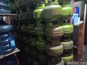 Pengakuan Pedagang yang Bisa Beli Gas LPG 3 Kg Tanpa KTP dan KK