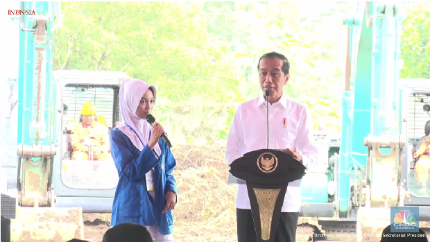 Presiden Jokowi Hadiri Pembinaan Petani Se-Provinsi Jawa Tengah, Banyumas, 2 Januari 2024 (Tangkapan Layar youtube)