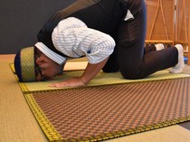 Cegah Krisis Budaya, Jepang Sulap Tatami Jadi Sajadah Salat