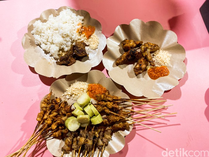 Sate asin pedas Sate Asin Pedas Mas Eco hits di Jakarta Selatan