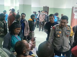 Warga di Jayawijaya Bentrok Buntut Sopir Angkot Ditikam OTK, 2 Orang Tewas