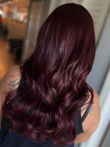 Warna rambut untuk kulit sawo matang.