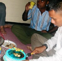 Diketahui foto-foto jadul tersebut diambil di tahun 2004, ketika Annisa dan Agus masih berpacaran. Saat itu keduanya masih belum bertunangan dan menikah. Foto: Instagram/@annisayudhoyono