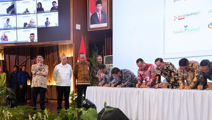 Bank BTN Jadi Bank Penyalur FLPP Tertinggi Tahun 2023 PT Bank Tabungan Negara Tbk (BTN) dan BTN dinobatkan sebagai Bank penyalur FLPP Fasilitas Likuiditas Pembiayaan Perumahan (FLPP) tertinggi di tahun 2023 oleh Badan Pengelola Tabungan Perumahan Rakyat (BP Tapera). BTN juga membukakan pertumbuhan tertinggi sepanjang tahun 2023.