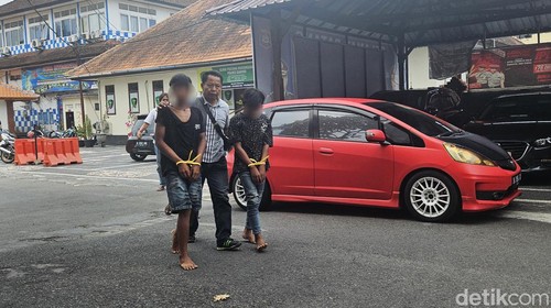 Dua anak-anak yang ikut dalam aksi pembegalan di Ubud ikut diperiksa di Polres Gianyar, Kamis (4/1/2024). (Putu Krista/detikBali)