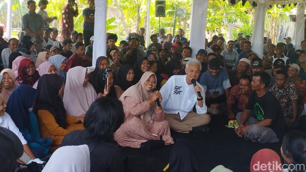 Ganjar temui petani di Blora, Jawa Tengah