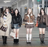 Personel grup KPop STAYC terlihat di Bandara Internasional Incheon pada Kamis (4/1/2024) pagi. J, Sieun, Seeun, Isa, Sumin, dan Yoon sudah terbang ke Jakarta untuk persiapan Golden Disc Awarda 2024. Foto: dok. Twitter @STAYCUniverse