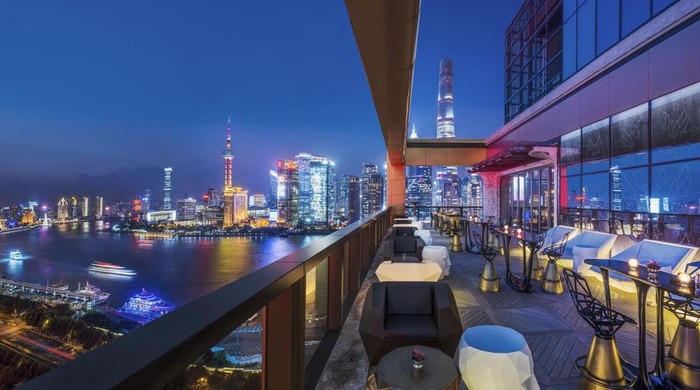 Hotel mewah yang dibeli Sukanto Tanoto/via The Shanghai Hotels