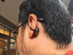 Penampakan Huawei FreeClip, TWS Berdesain Mirip Anting