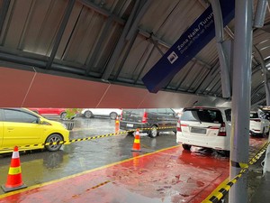 Kanopi Stasiun Yogyakarta Roboh Timpa Mobil, KAI Ganti Rugi