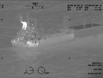 Kapal Kargo Bawa Baterai Lithium Terbakar Berhari-hari