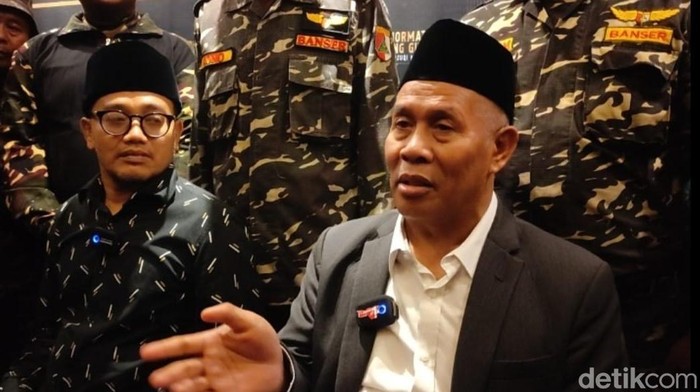 KH Marzuki Mustamar