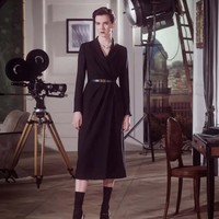 Inilah koleksi-koleksi terbaru Christian Dior Pre Fall 2024. Untuk koleksi pra musim gugur Dior, Maria Grazia Chiuri terinspirasi oleh Marlene Dietrich, aktris lawas yang populer di tahun 30-an dan 40-an. Foto: Dok. Christian Dior.