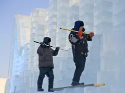 Menakjubkannya Kota Es Terbesar di Dunia Made in China