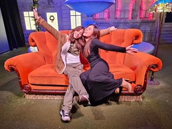 7 Foto London Putri Wulan Guritno, Usia 13 Tahun Sudah Rajin Pakai Skincare