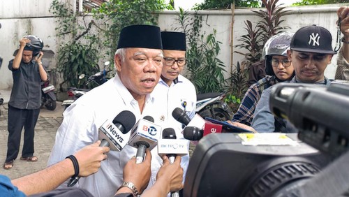 Menteri PUPR Basuki Hadimuljono melayat ke rumah duka Rizal Ramli