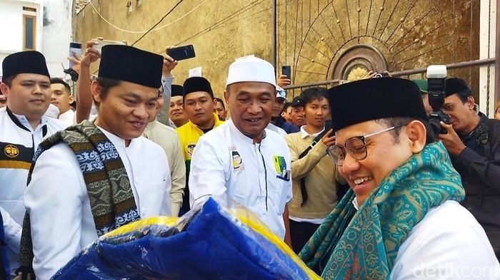 Muhaimin Iskandar atau Cak Imin menyambangi Pondok Pesantren (Ponpes) Darul Muwahhidin, Garut, Jawa Barat (Kurniawan F/detikcom)