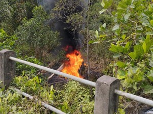 36 Pipa SPAM Pantai Selatan Lombok Timur Terbakar!