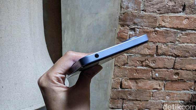 Poco C65