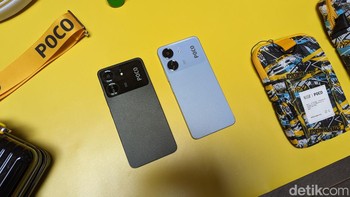 Poco C65 dibekali chipset MediaTek Helio G85 yang diklaim sangat mumpuni untuk gaming, terutama untuk memainkan game Free Fire dan Mobile Legends. Chipset itu dipasangkan dengan RAM hingga 8GB dan memori internal hingga 256GB. Foto: Virgina Maulita Putri/detikINET