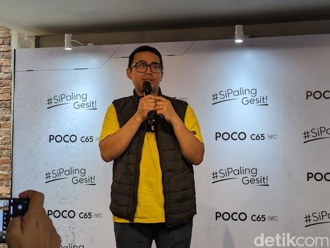 Product PR Manager Poco Indonesia Abee Hakim