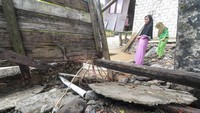 Warga berharap adanya perhatian dan bantuan dari pemerintah. 