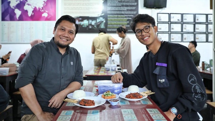 Putra Ganjar Pranowo dan Mahfud MD, Muhammad Zinedine Alam Ganjar dan dr Mohammad Ikhwan Zein bertemu untuk pertama kalinya di Yogyakarta