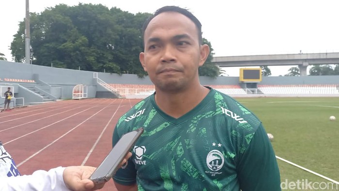 Asisten Pelatih Sriwijaya FC Oktavianus.