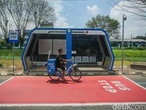 Bekasi Punya Halte Baru dengan Fasilitas Lengkap, Nih Lihat