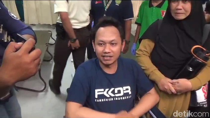 Diki Ramdani, kondektur KA Turangga.