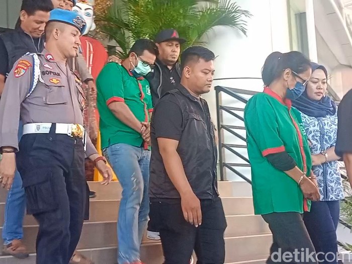 Ibra Azhari saat ditemui di polres jakarta barat.