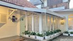 Di Kafe Estetik Ini Bisa Ngeteh Cantik Pakai Jajan Pasar