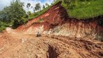Jalan di Kerinci Jambi Tertimbun Longsor, Begini Kondisinya