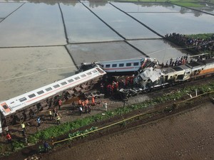 Imbas Tabrakan KA Turangga dan Bandung Raya, 9 Perjalanan Batal-10 Memutar