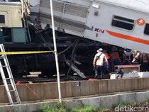 Potret Terkini Evakuasi Kereta yang Tabrakan di Cicalengka
