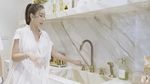 Mewah! Dapur Serba Putih Milik Sosialita Singapura Jamie Chua
