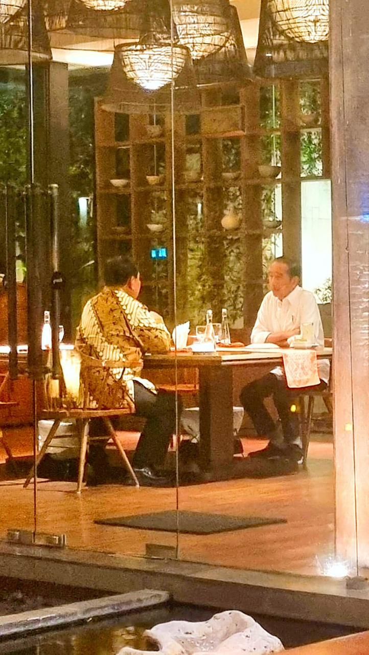 Momen Prabowo dan Jokowi makan bareng malam ini. (Dok. Istimewa)