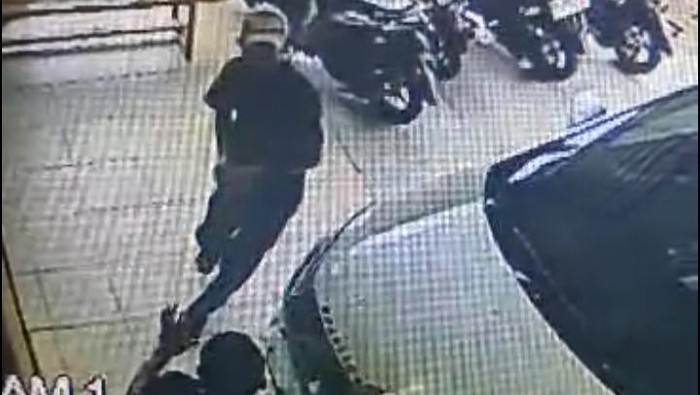 Pria di Luwu, Sulsel diserang remaja di rumahnya.