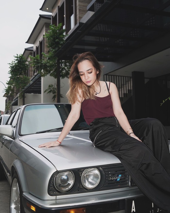 Putri Anne Putri Anne