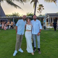 Raman Sharma terlihat beberapa kali muncul di foto-foto yang diunggah Putri Anne ke akun Instagram pribadinya. Dalam unggahan-unggahannya itu terlihat jika keduanya memang dekat. Foto: Instagram/@anneofficial1990