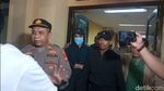 Saipul Jamil Keluar Polsek Tambora Usai Diamankan Polisi di Jalanan