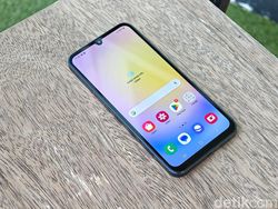 Unboxing Galaxy A25 5G: HP Rp 4 Juta Punya Spek dan Tampilan Menggoda